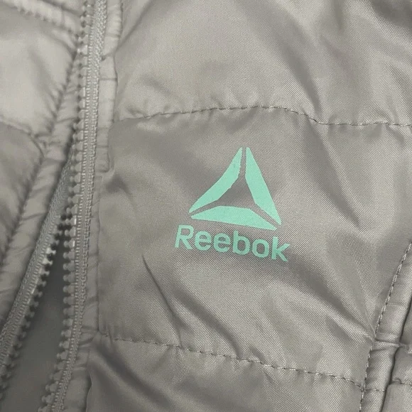 Nice Lightweight Girl’s Reebok Grey Zipper Jacket - Picture 4 of 4